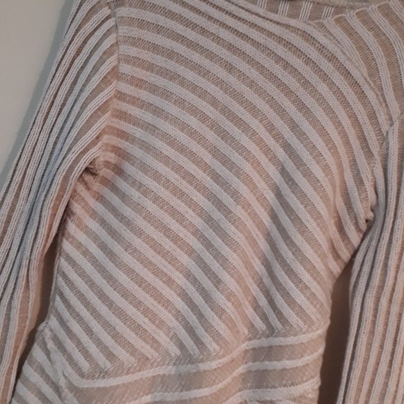 Katmai Asymmetrical Sweater - Picture 4 of 6